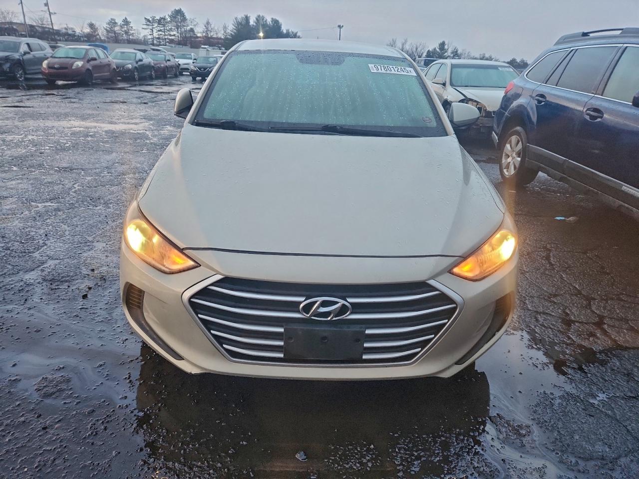 2017 HYUNDAI ELANTRA SE photo 5