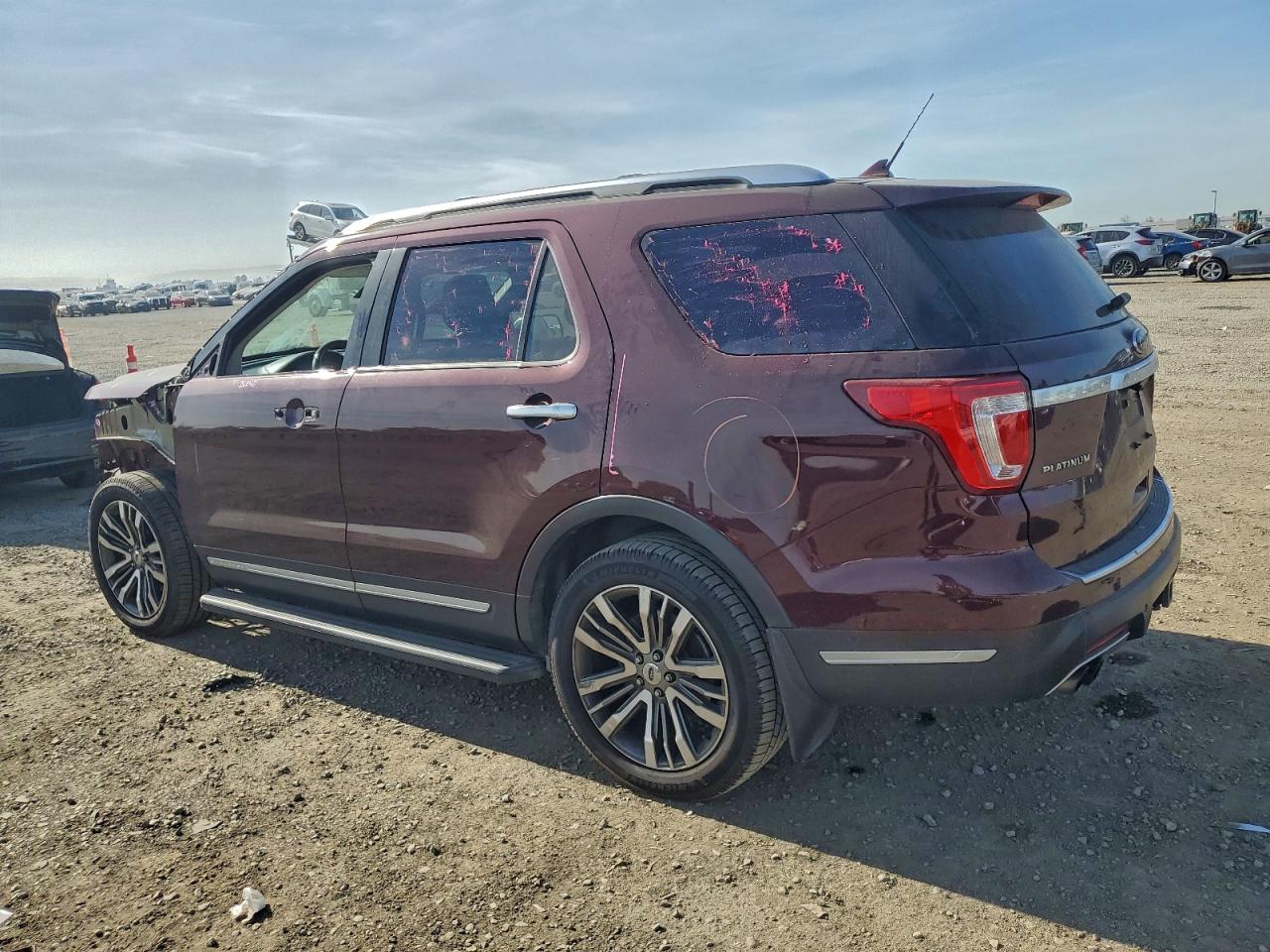 2019 FORD EXPLORER PLATINUM photo 4