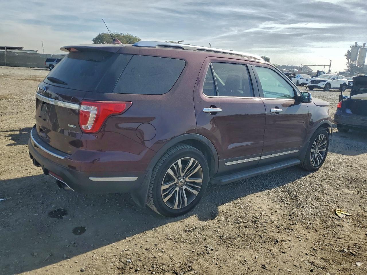 2019 FORD EXPLORER PLATINUM photo 7