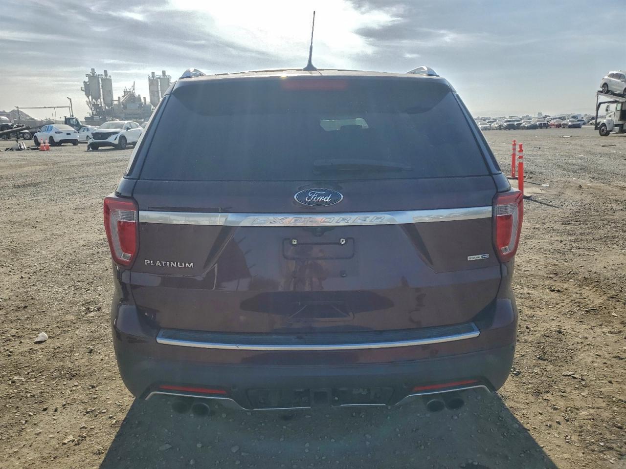 2019 FORD EXPLORER PLATINUM photo 16