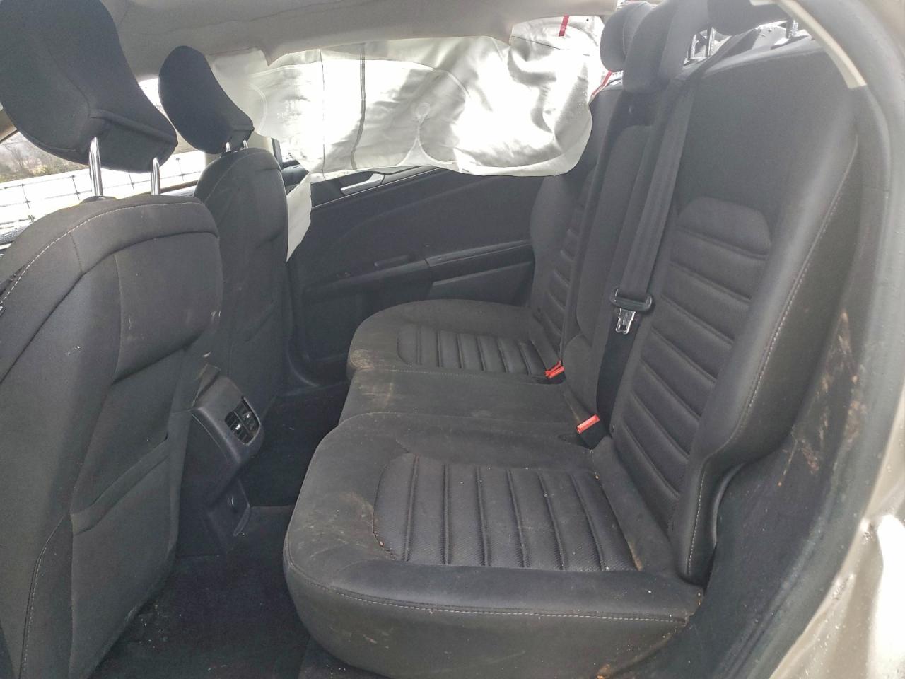 2017 FORD FUSION SE photo 10
