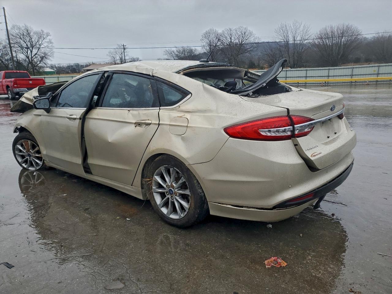 2017 FORD FUSION SE photo 2