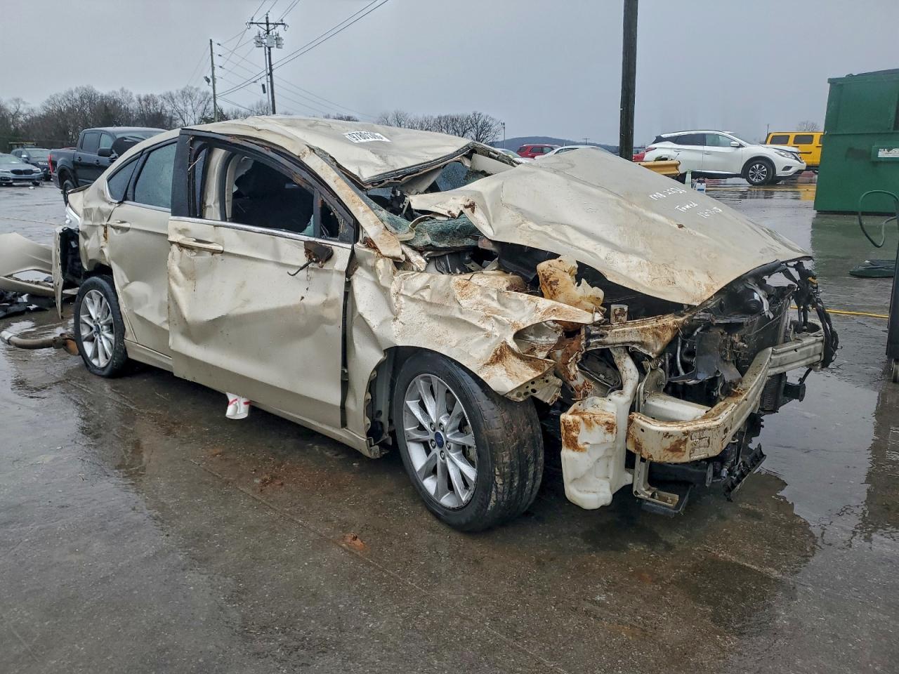 2017 FORD FUSION SE photo 4