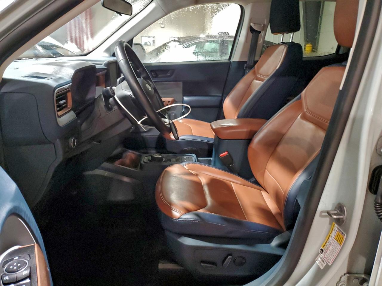 2024 FORD MAVERICK LARIAT photo 7