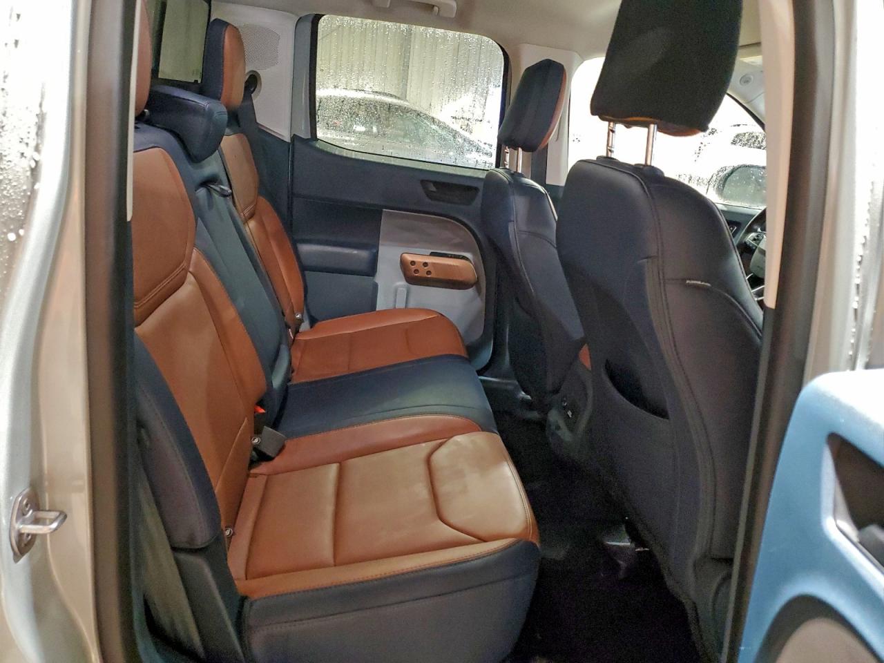 2024 FORD MAVERICK LARIAT photo 10