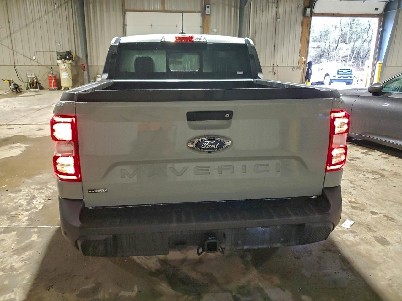 2024 FORD MAVERICK LARIAT photo 6