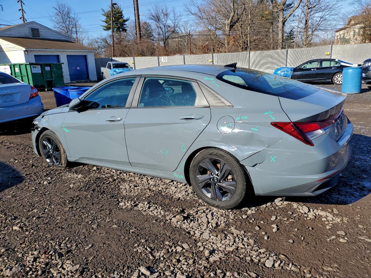 2021 HYUNDAI ELANTRA SEL photo 2