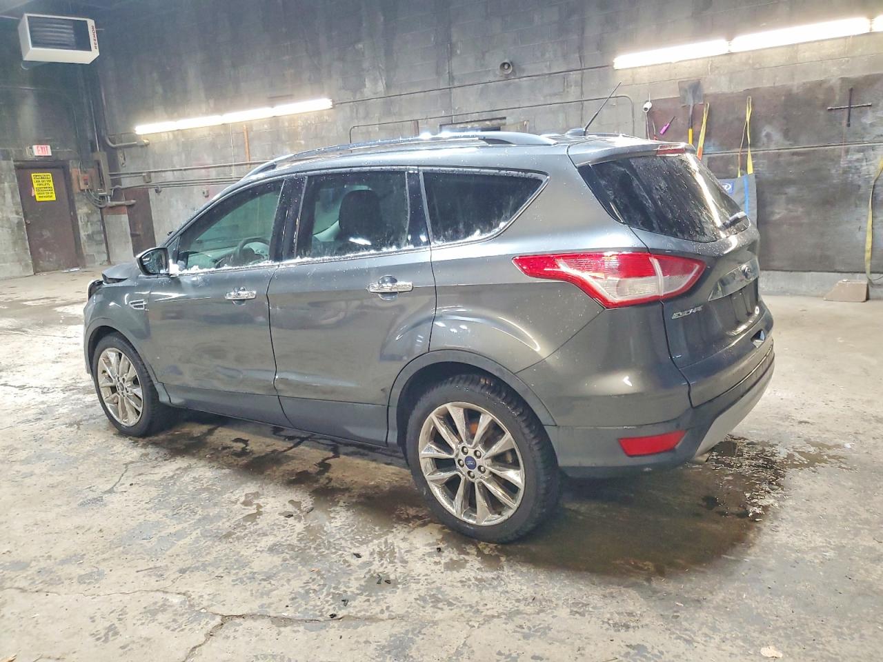 2016 FORD ESCAPE SE photo 4