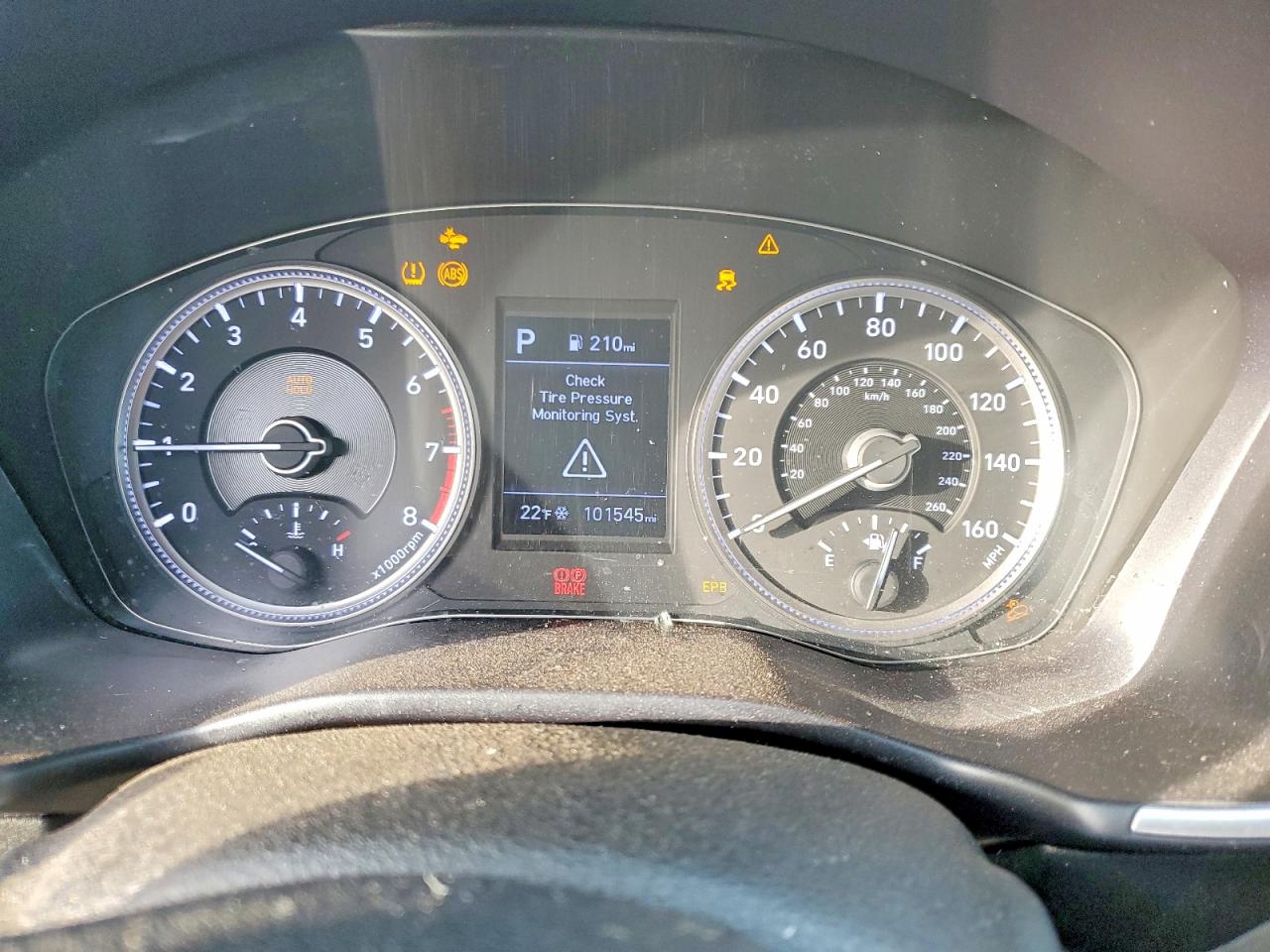 2019 HYUNDAI SANTA FE SE photo 9