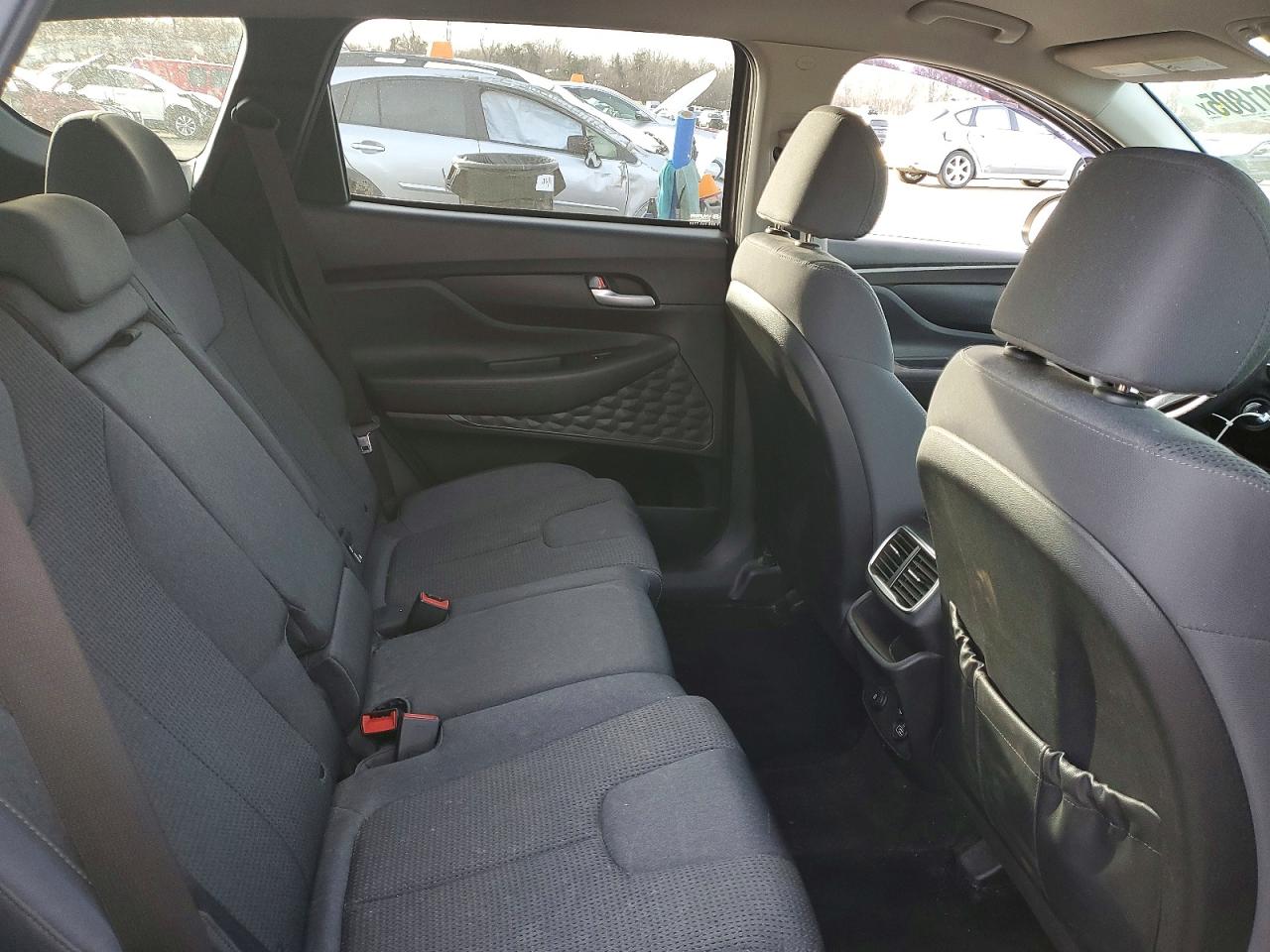 2019 HYUNDAI SANTA FE SE photo 11