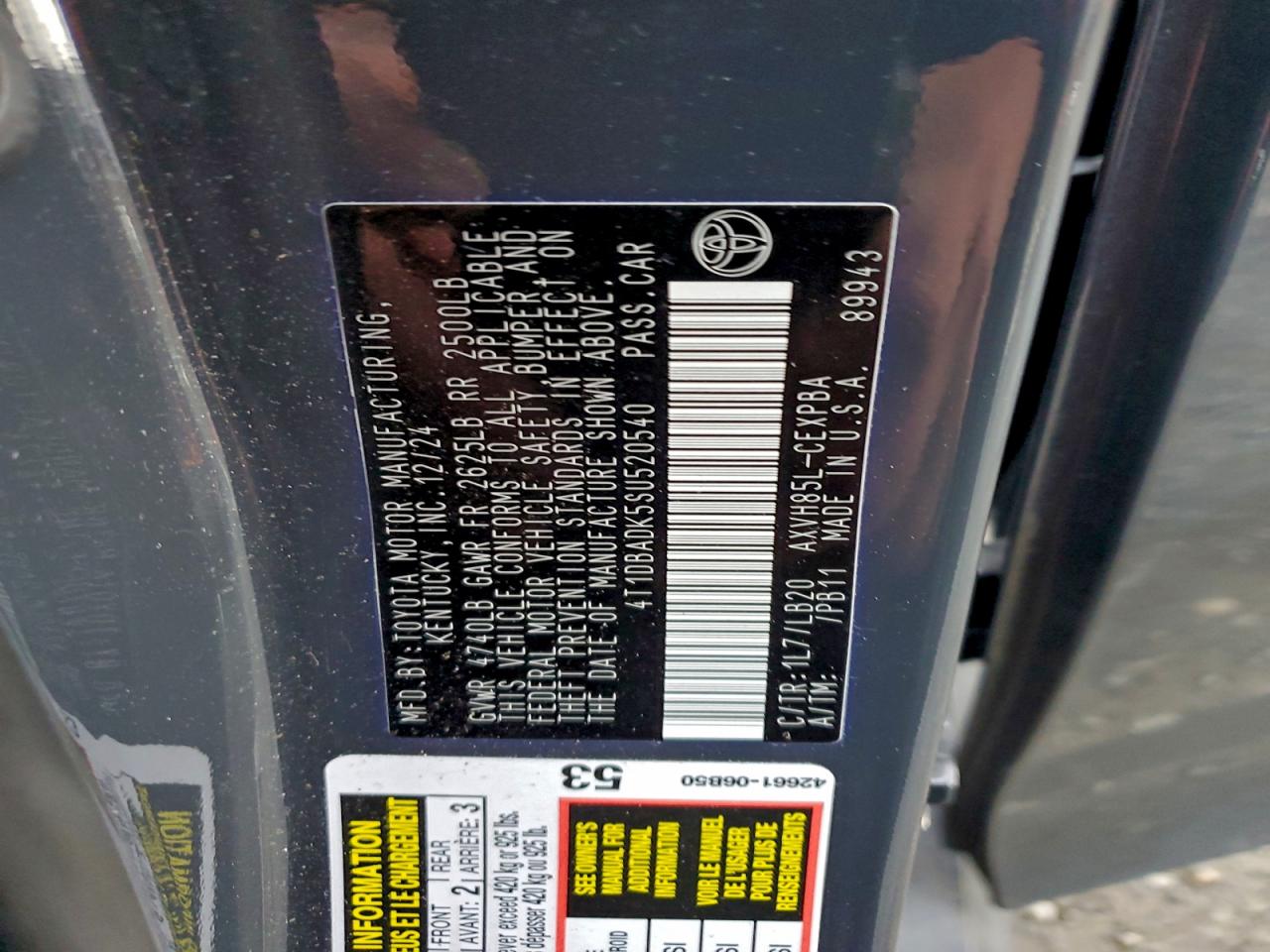 2025 TOYOTA CAMRY XSE photo 13
