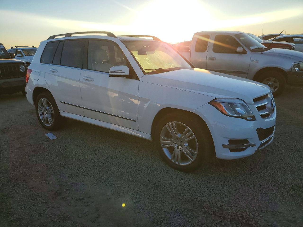 2015 MERCEDES-BENZ GLK 350 photo 4