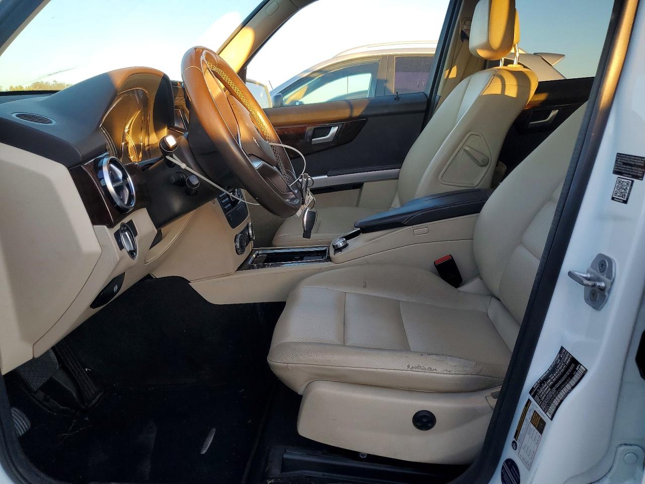 2015 MERCEDES-BENZ GLK 350 photo 7