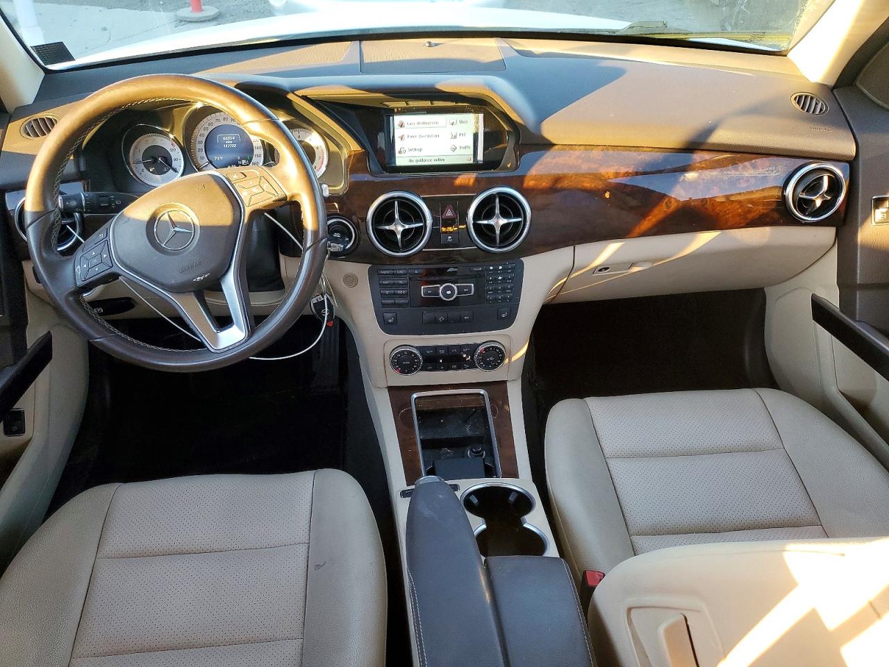 2015 MERCEDES-BENZ GLK 350 photo 8