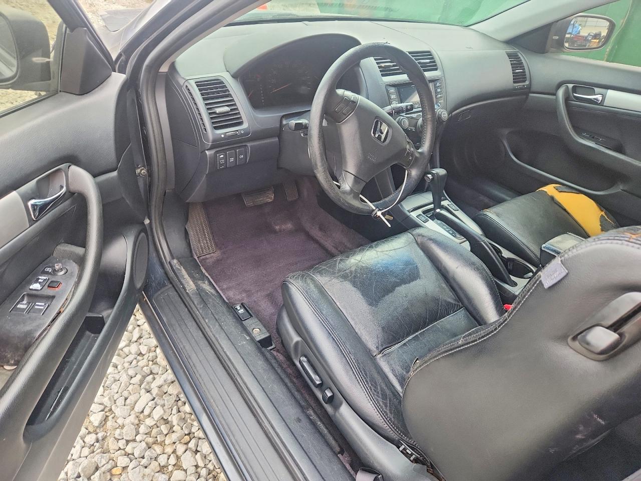 2004 HONDA ACCORD EX photo 8