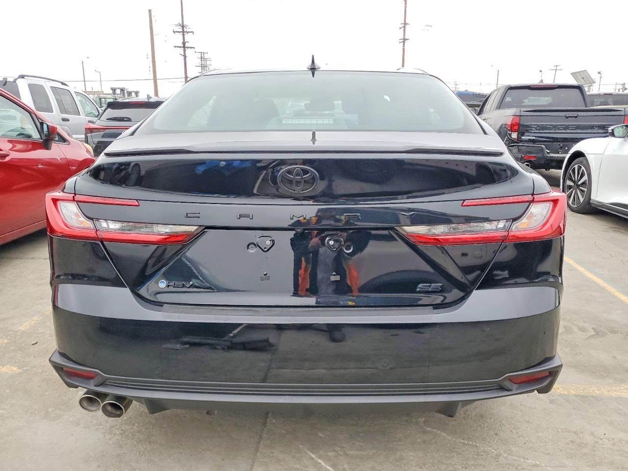 2025 TOYOTA CAMRY XSE photo 6
