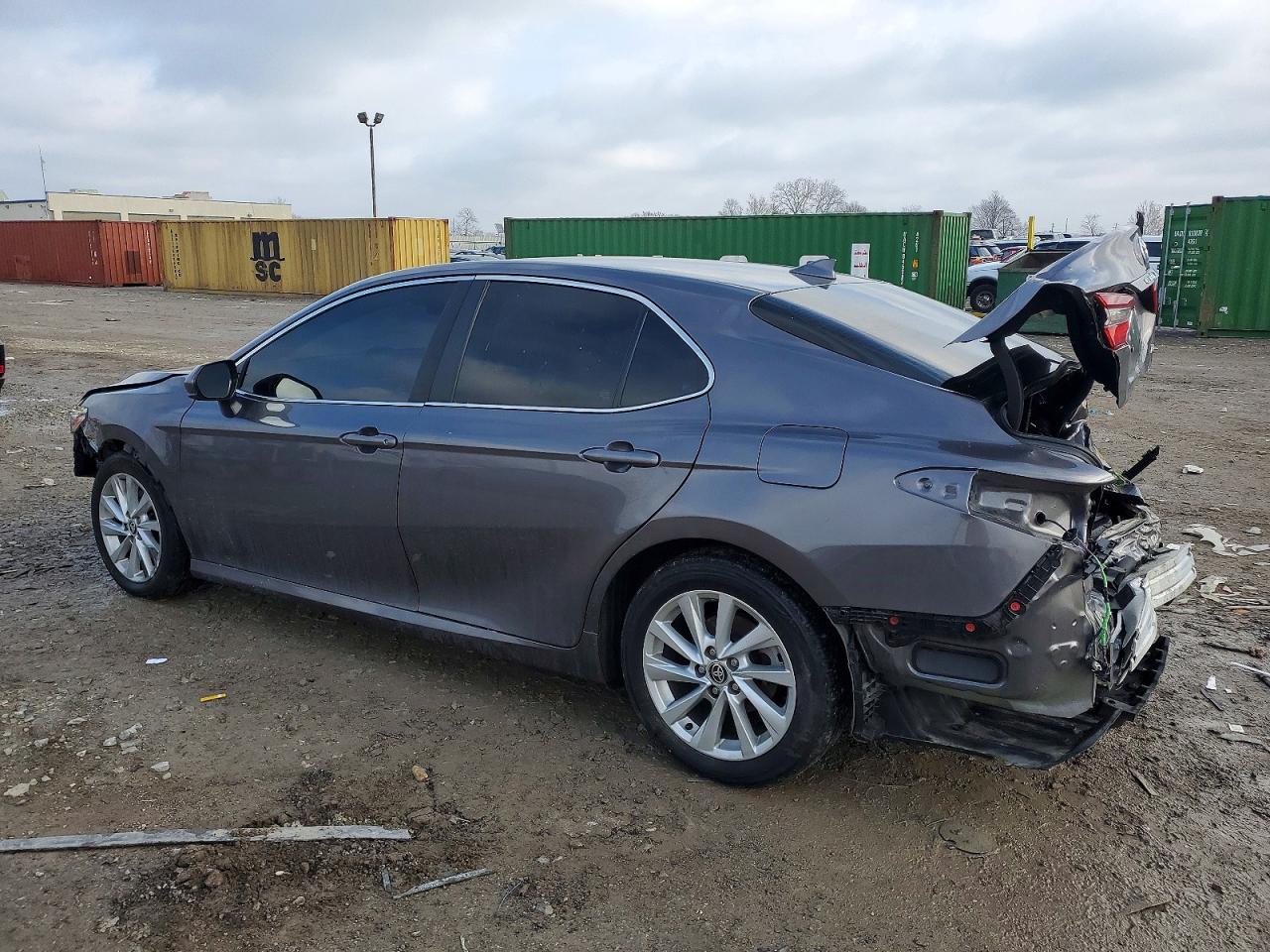 2023 TOYOTA CAMRY LE photo 2