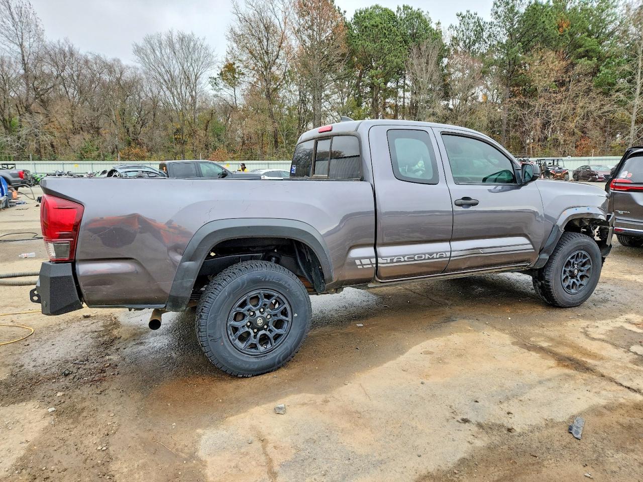 2019 TOYOTA TACOMA ACCESS CAB photo 2