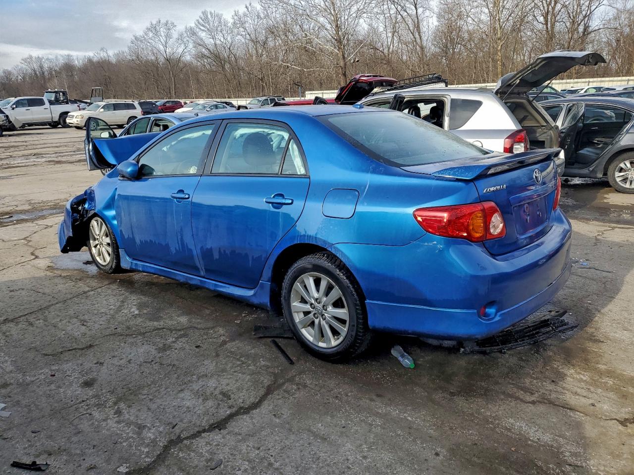 2010 TOYOTA COROLLA S photo 3