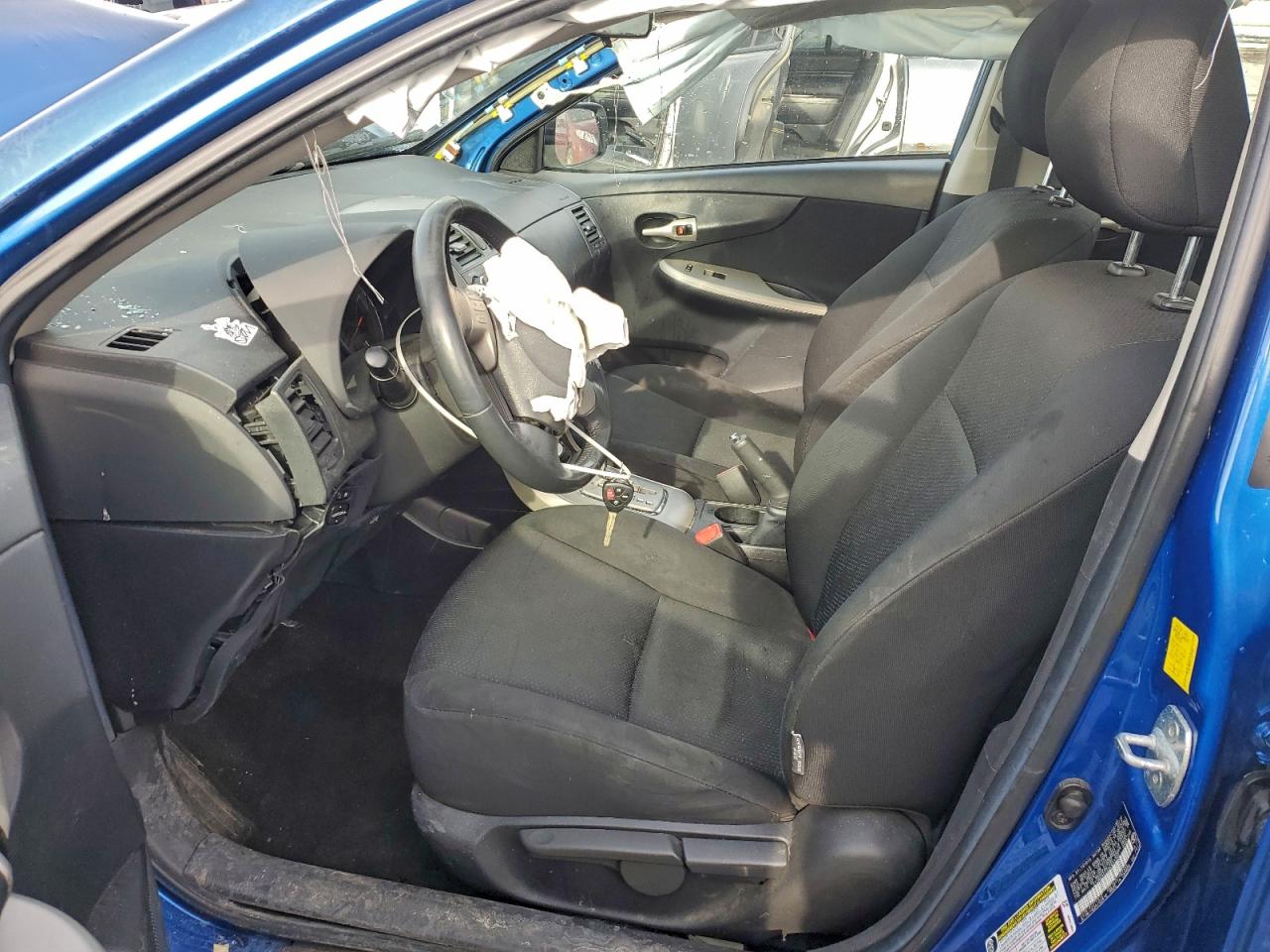 2010 TOYOTA COROLLA S photo 13