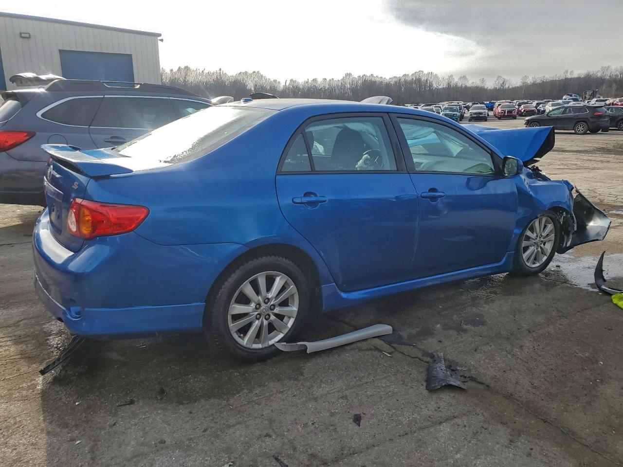 2010 TOYOTA COROLLA S photo 5
