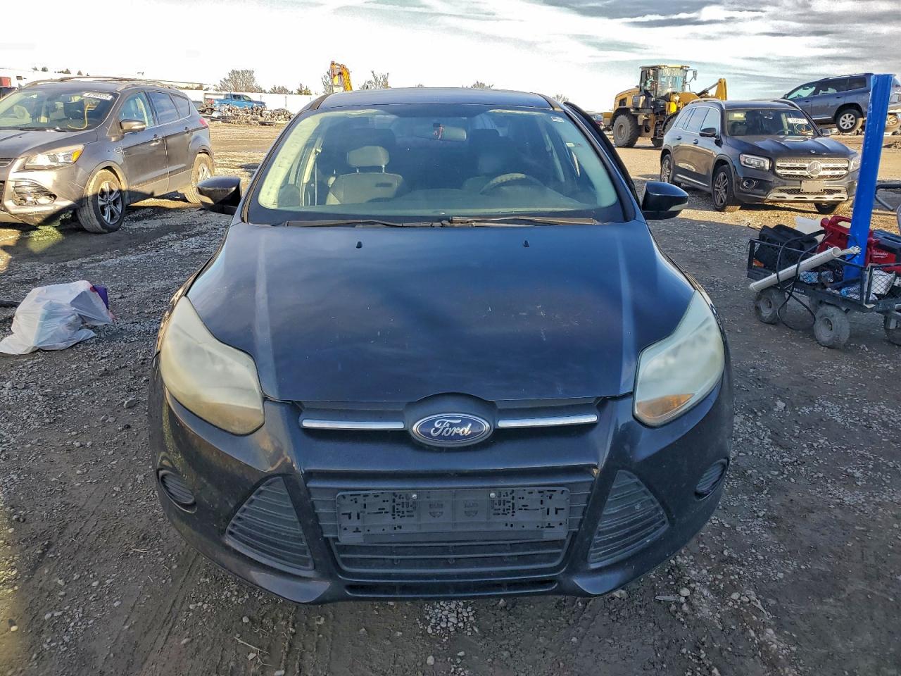 2014 FORD FOCUS SE photo 5