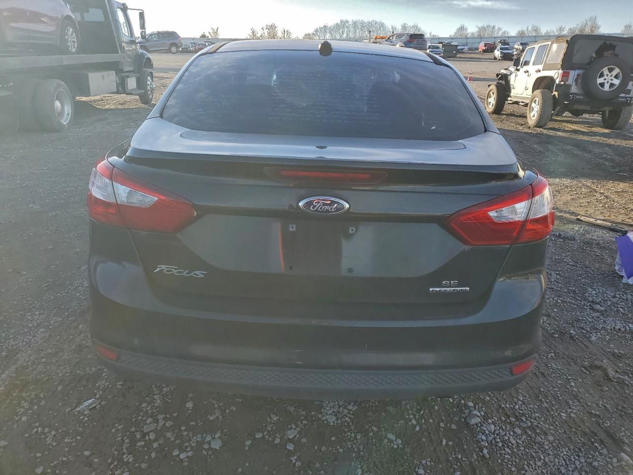 2014 FORD FOCUS SE photo 6