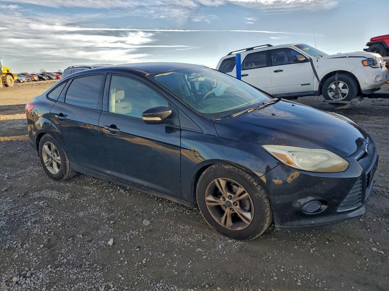 2014 FORD FOCUS SE photo 4