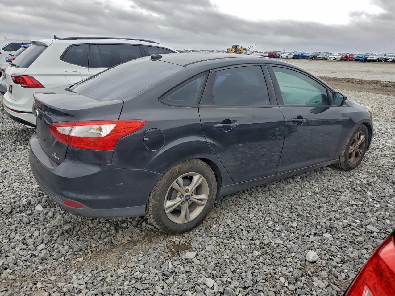 2014 FORD FOCUS SE photo 3