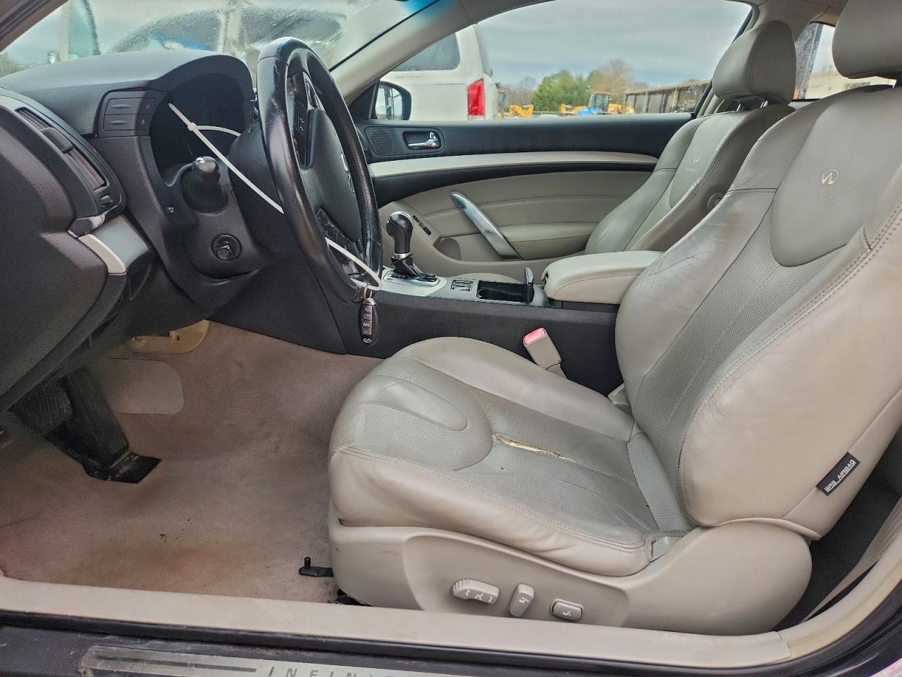 2008 INFINITI G37 BASE photo 19
