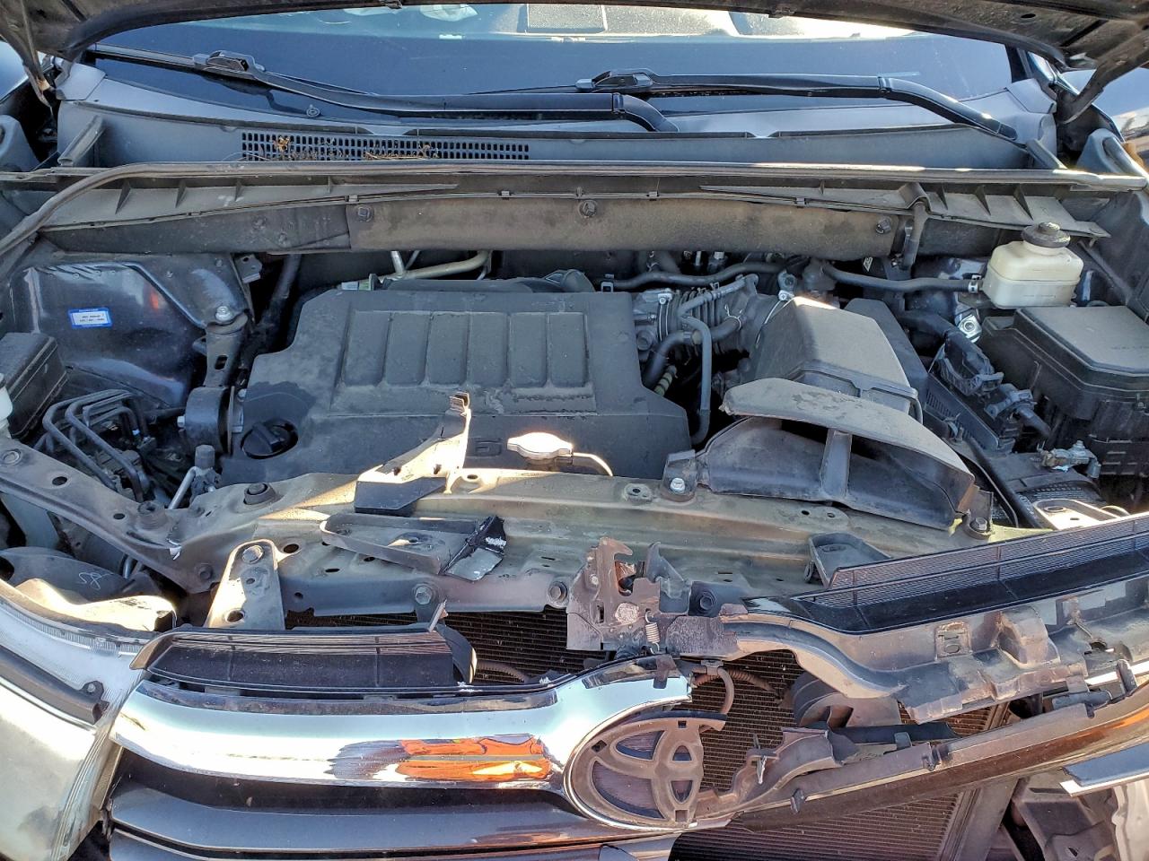 2016 TOYOTA HIGHLANDER LIMITED photo 11
