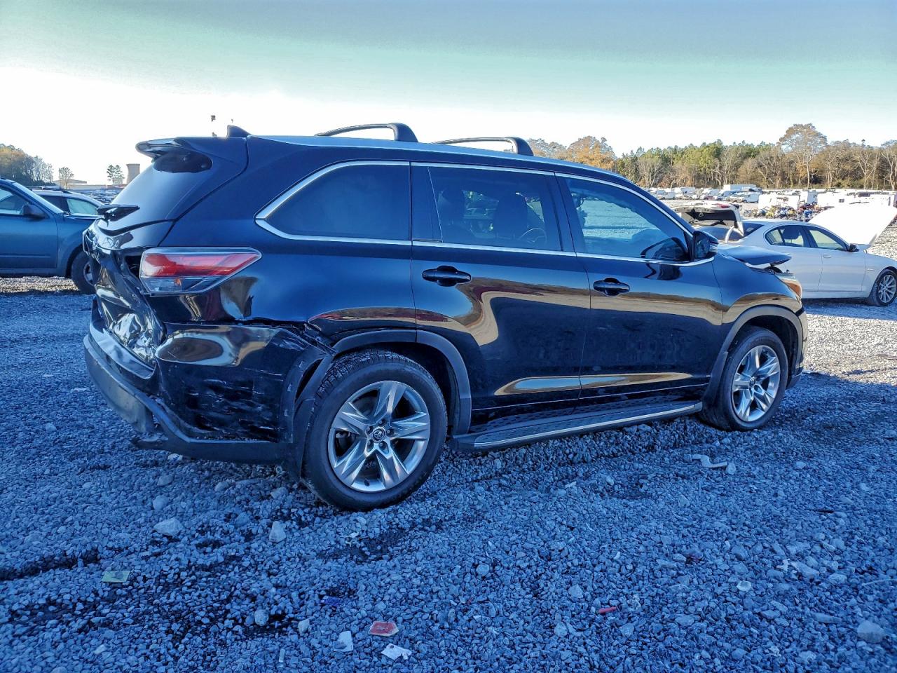 2016 TOYOTA HIGHLANDER LIMITED photo 3