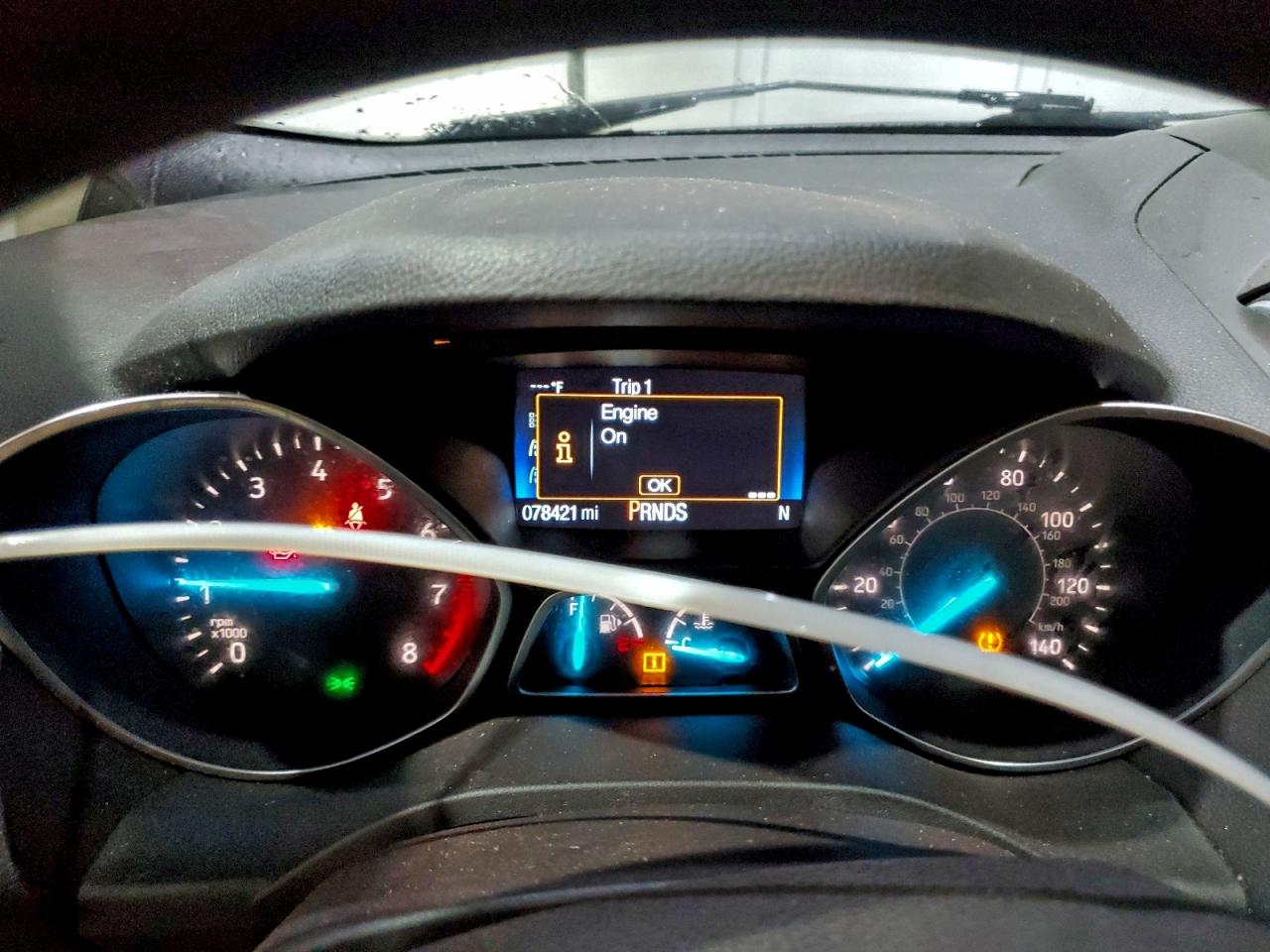 2017 FORD ESCAPE SE photo 9