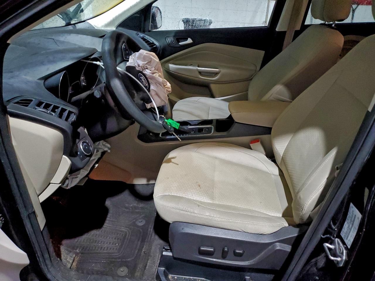 2017 FORD ESCAPE SE photo 7