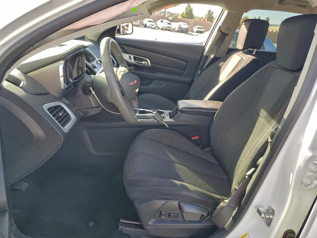 2017 GMC TERRAIN SLE photo 7