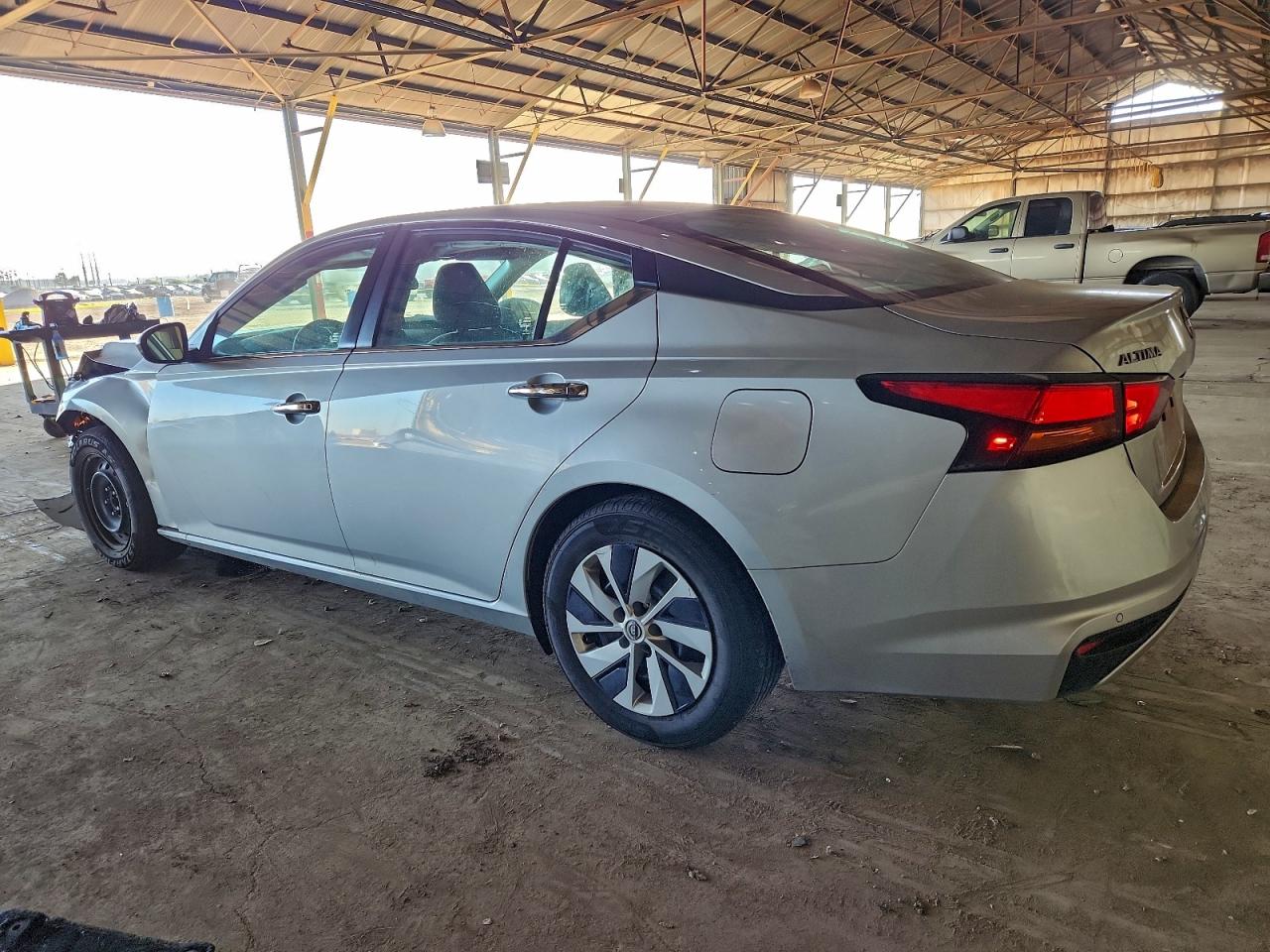 2024 NISSAN ALTIMA S photo 2