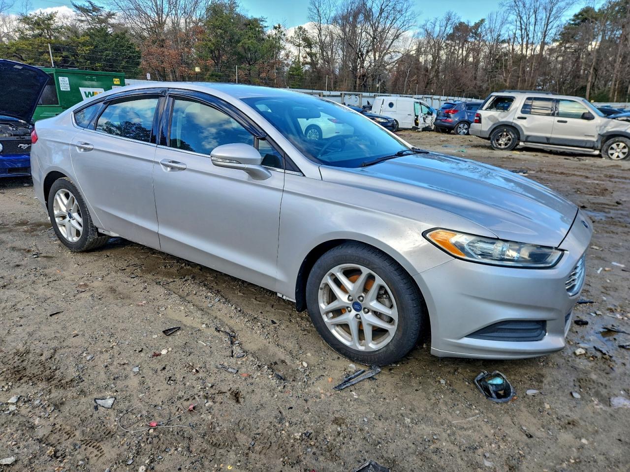 2015 FORD FUSION SE photo 4