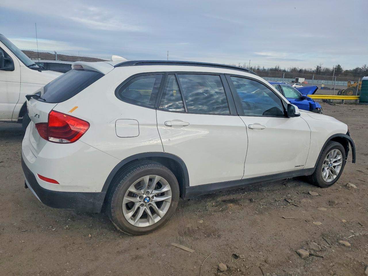 2015 BMW X1 XDRIVE28I photo 3