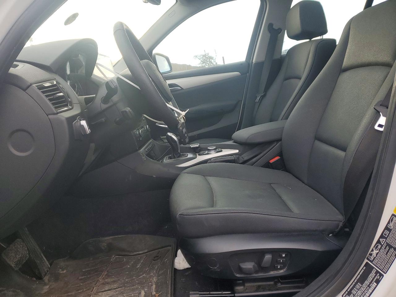 2015 BMW X1 XDRIVE28I photo 7