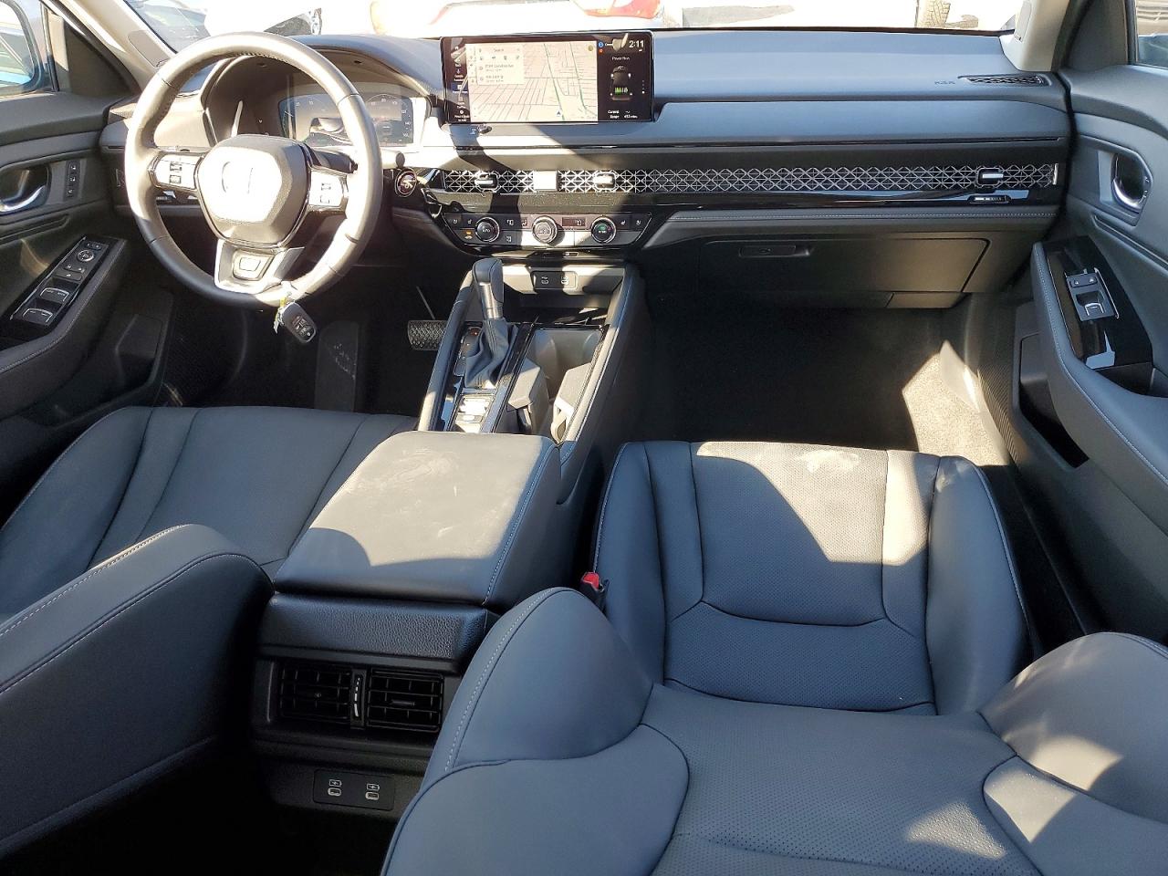 2025 HONDA ACCORD TOURING HYBRID photo 29