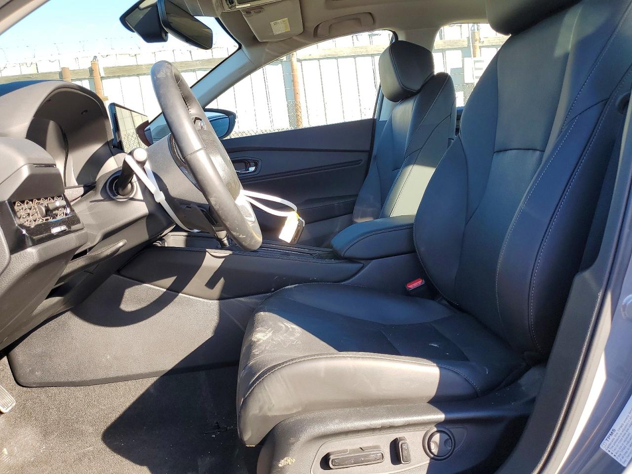 2025 HONDA ACCORD TOURING HYBRID photo 25