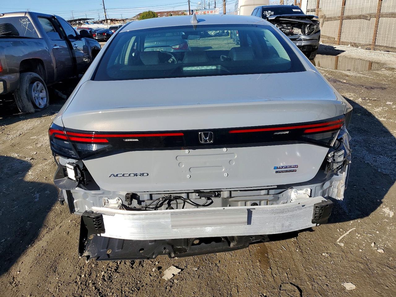 2025 HONDA ACCORD TOURING HYBRID photo 21