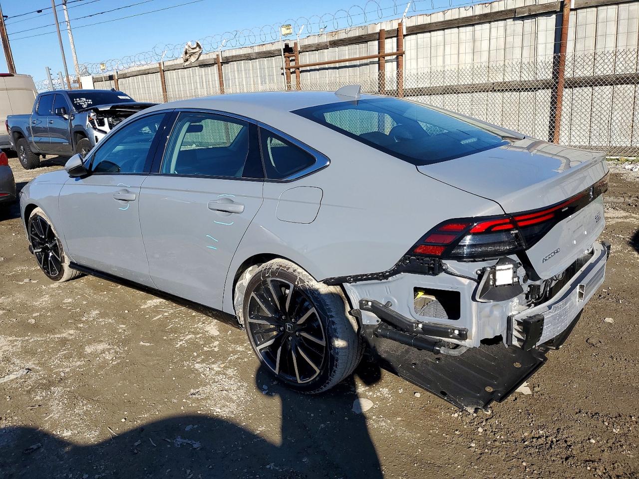2025 HONDA ACCORD TOURING HYBRID photo 5