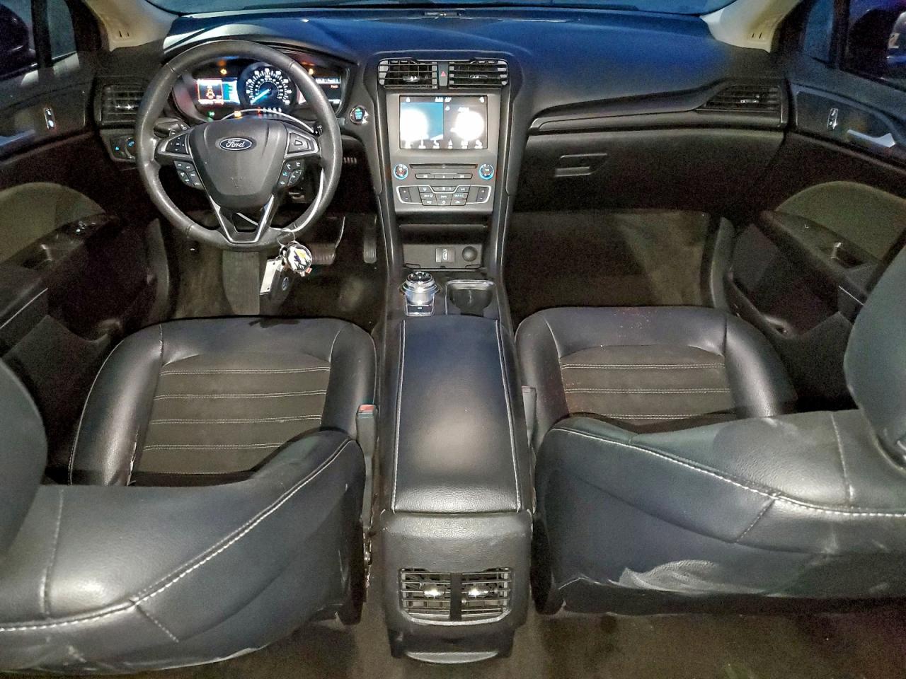 2018 FORD FUSION SE photo 22