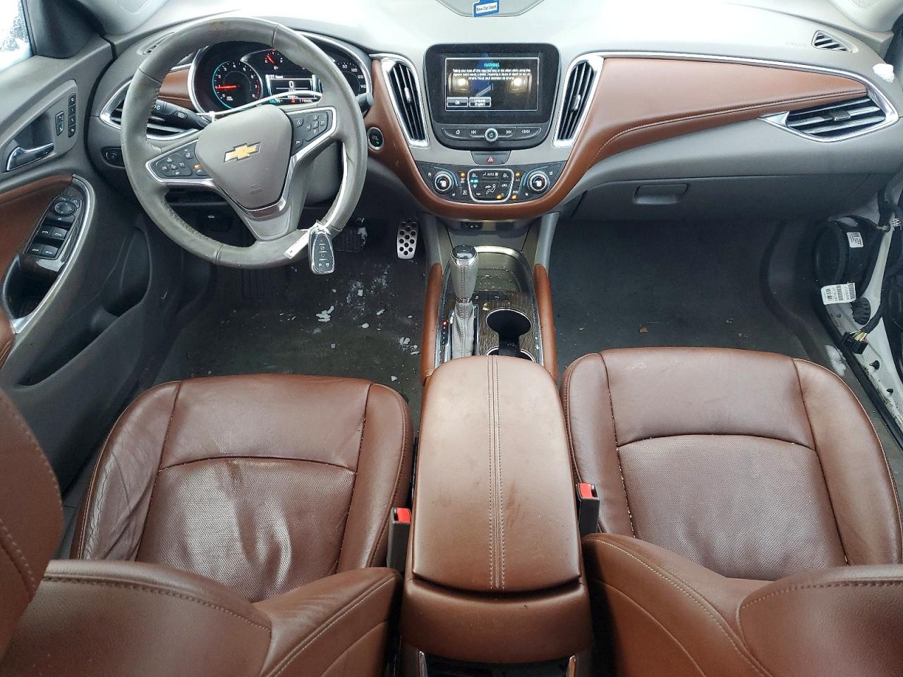 2017 CHEVROLET MALIBU PREMIER photo 8