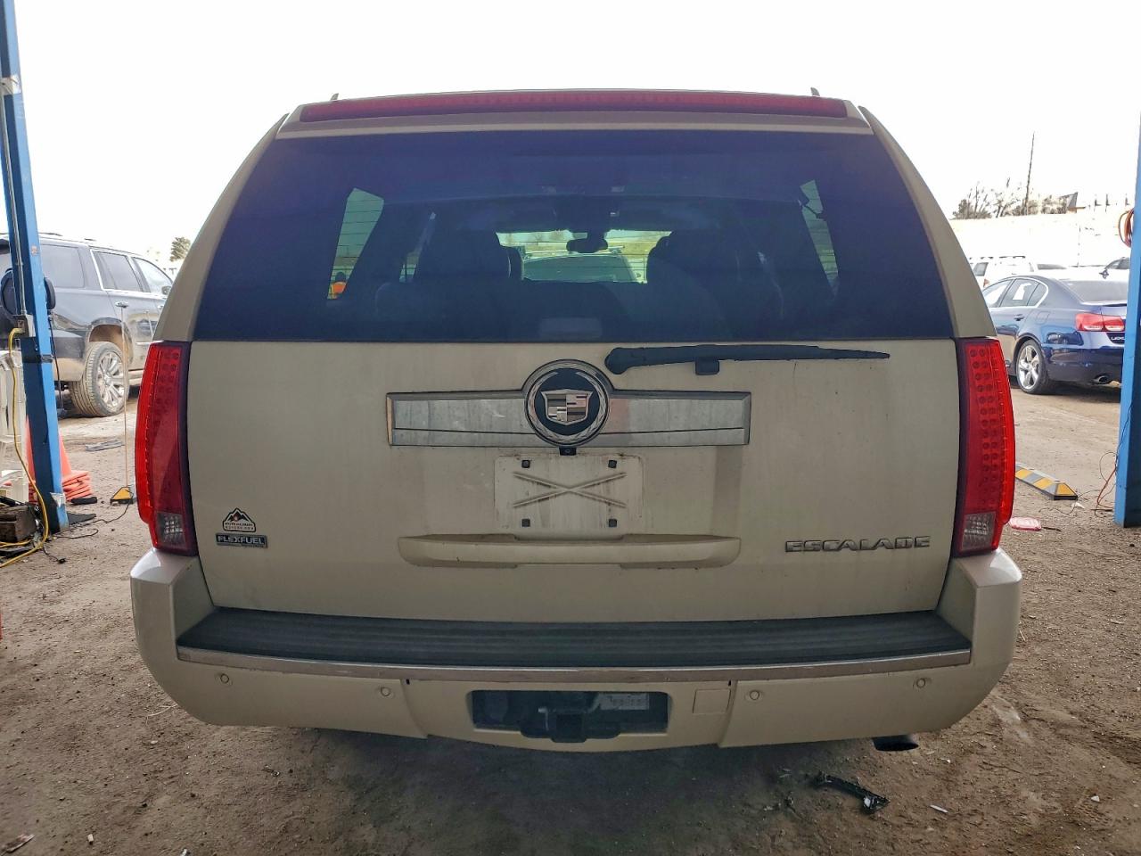 2009 CADILLAC ESCALADE ESV LUXURY photo 16
