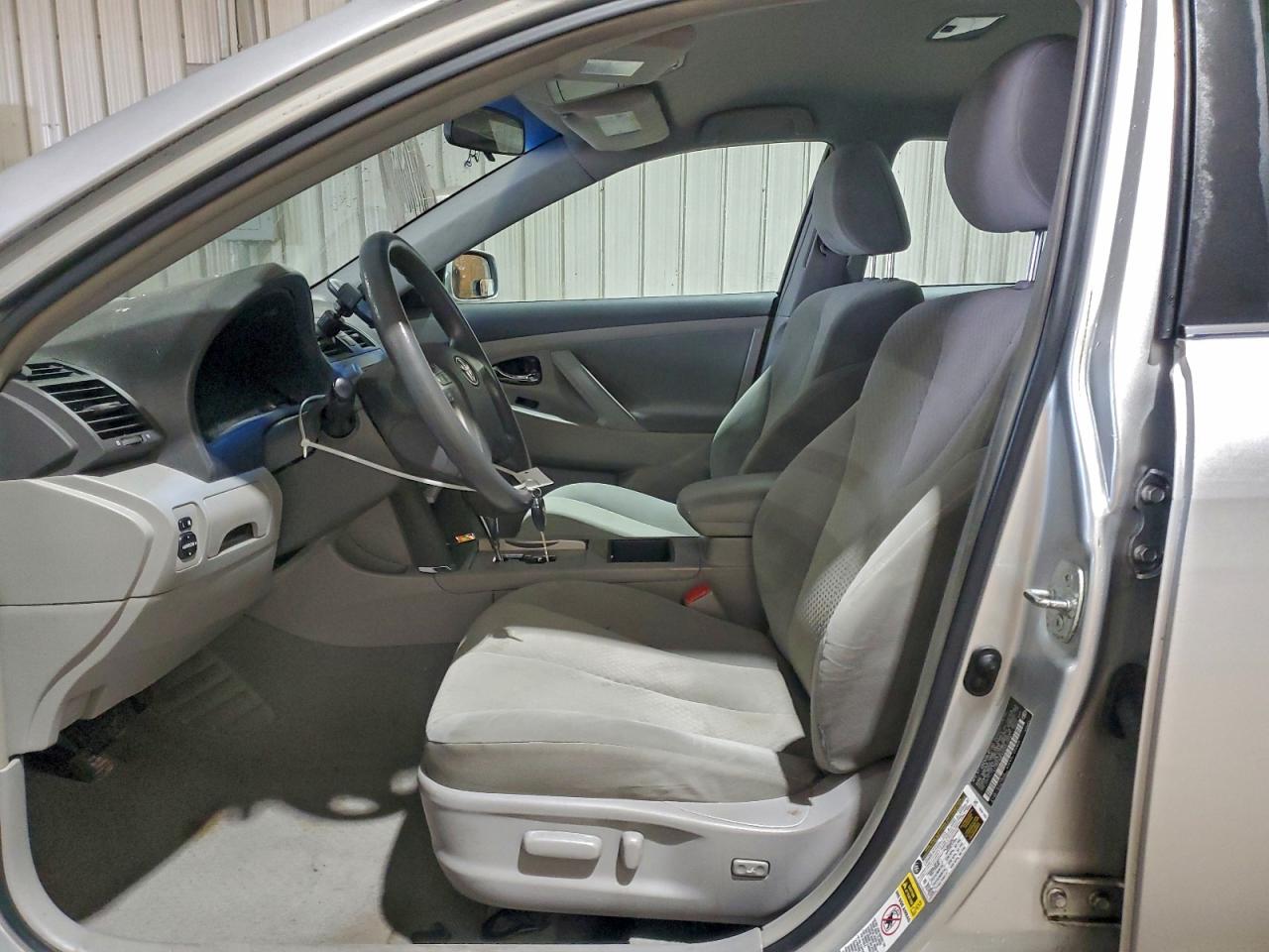2009 TOYOTA CAMRY BASE photo 7