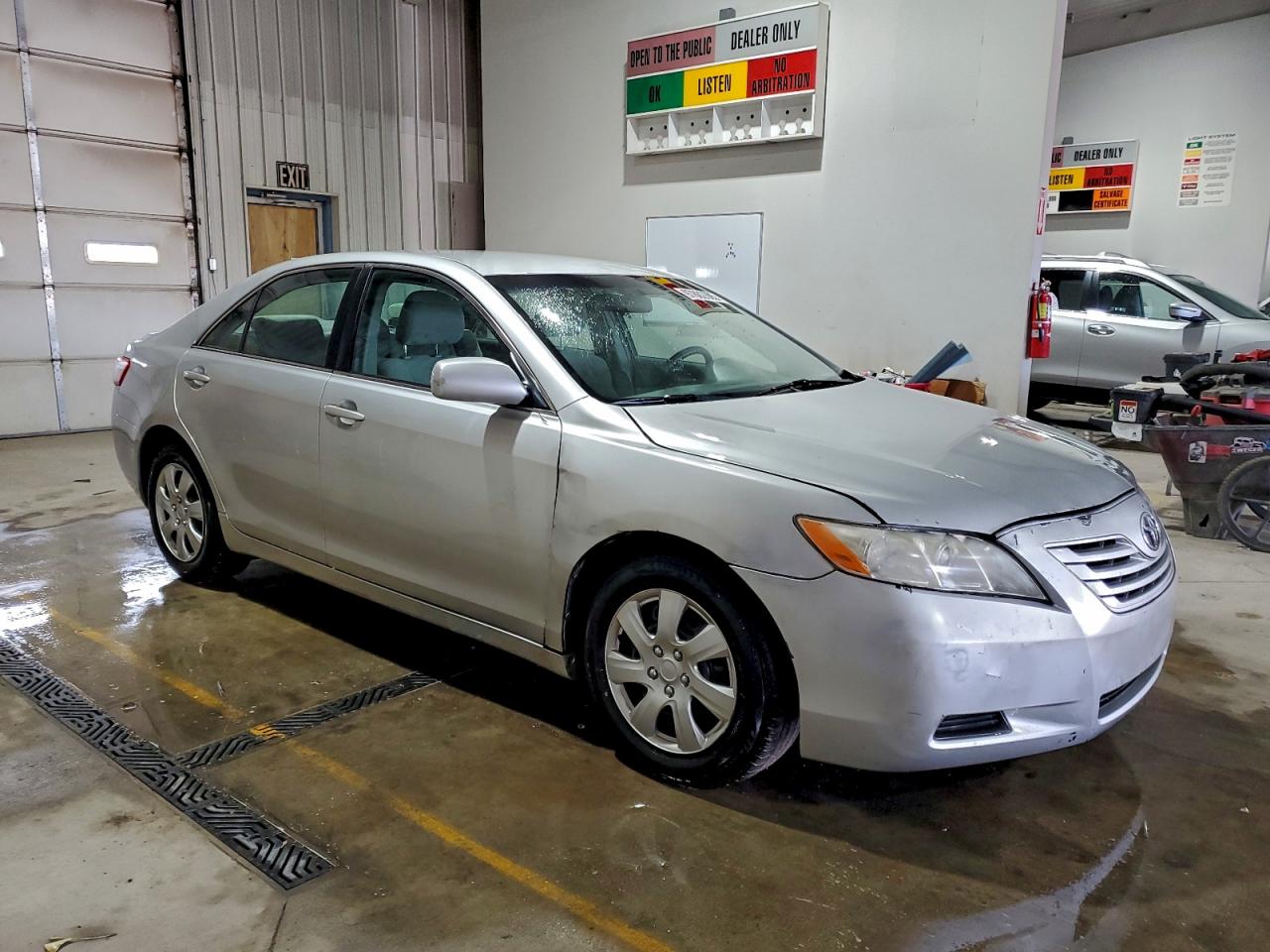 2009 TOYOTA CAMRY BASE photo 4