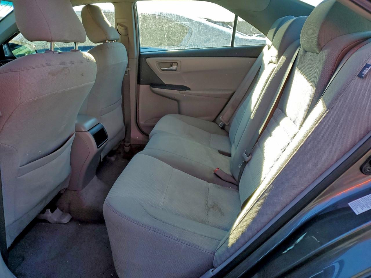 2016 TOYOTA CAMRY LE photo 19