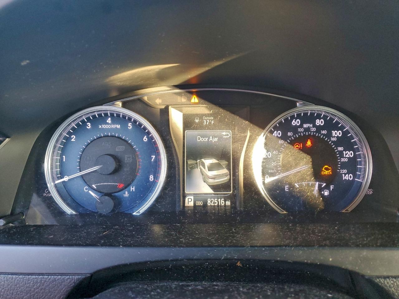 2016 TOYOTA CAMRY LE photo 17